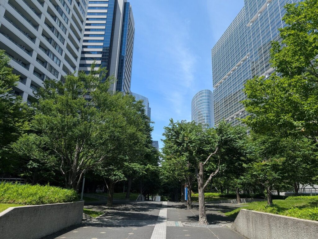 Buildings near Shinagawa station 