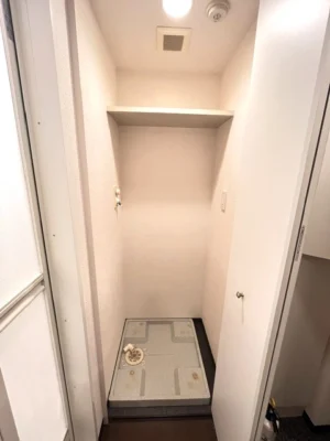 ＦＯＲＥＳＴＡ戸越銀座 洗濯機置き場 213