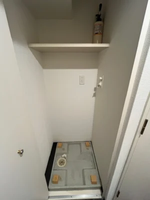 ＦＯＲＥＳＴＡ戸越銀座 洗濯機置き場 216