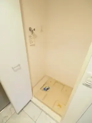 レジディア東品川 洗濯機置き場 211