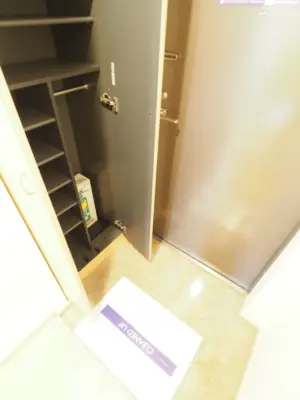 レジディア島津山 玄関・廊下 618