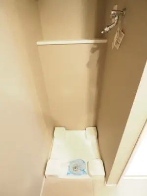 レジディア島津山 洗濯機置き場 784