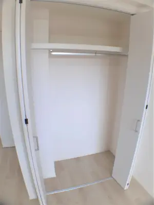 レジディア島津山 収納 723